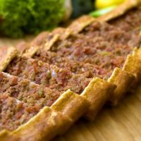 Lahmacun Tavuk